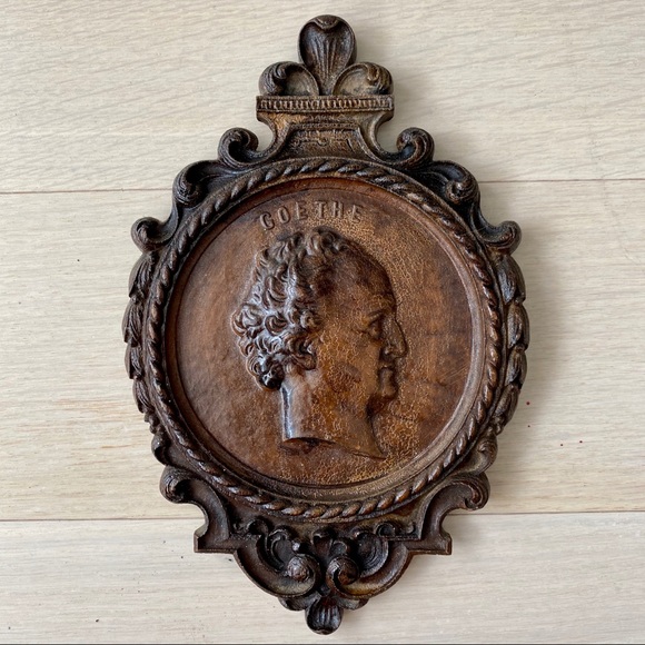 SOLD Boston Syroco Wood Goethe Lord Byron Wall Plaques Vintage - Picture 3 of 8